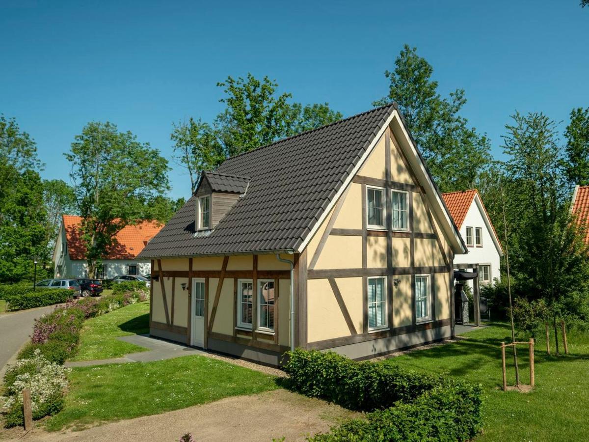 Landal De Waufsberg Hotell Noorbeek Exteriör bild