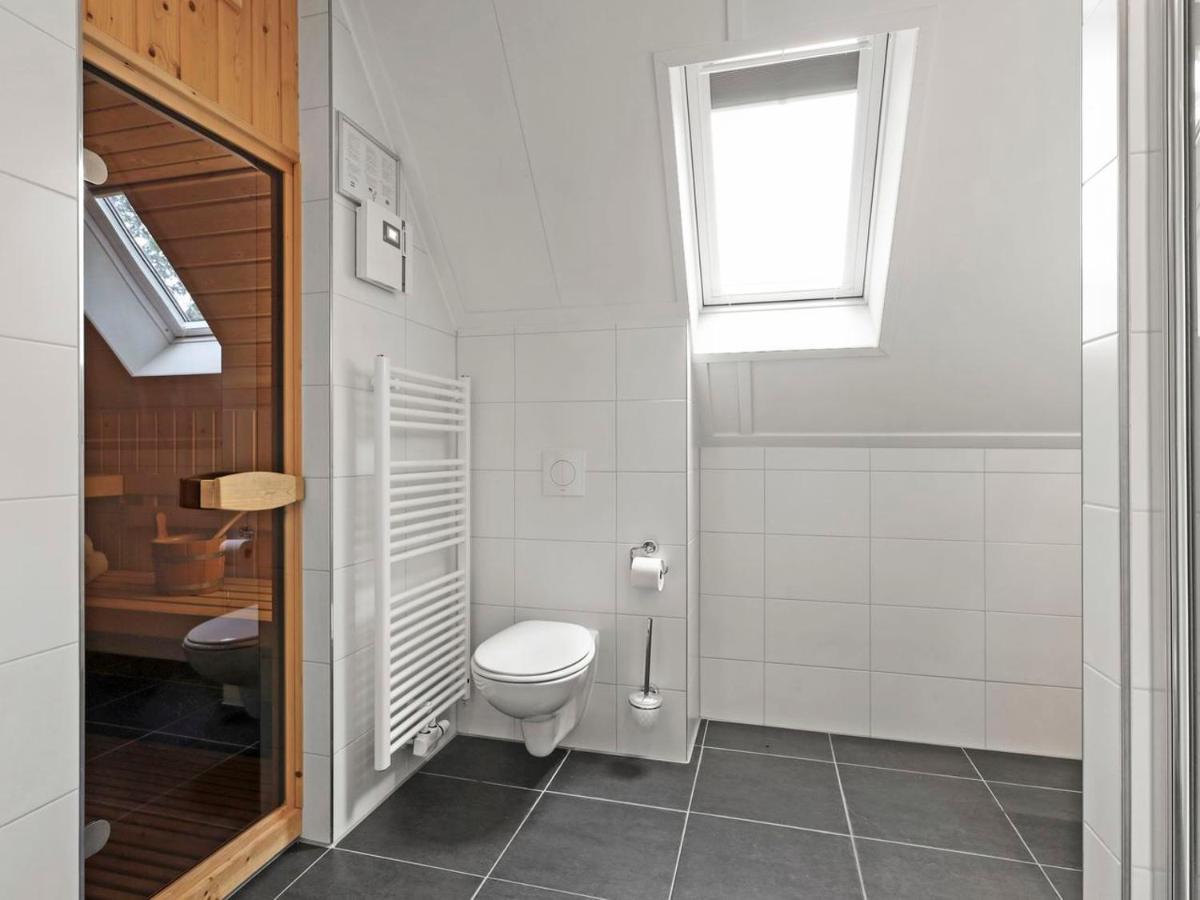 Landal De Waufsberg Hotell Noorbeek Exteriör bild